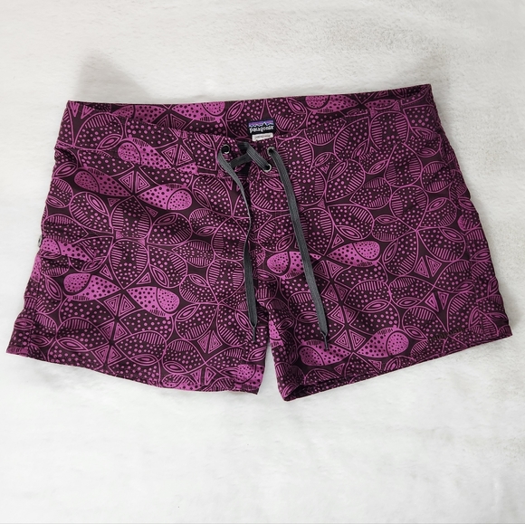 Patagonia Pants - Patagonia Wavefarer Shorts